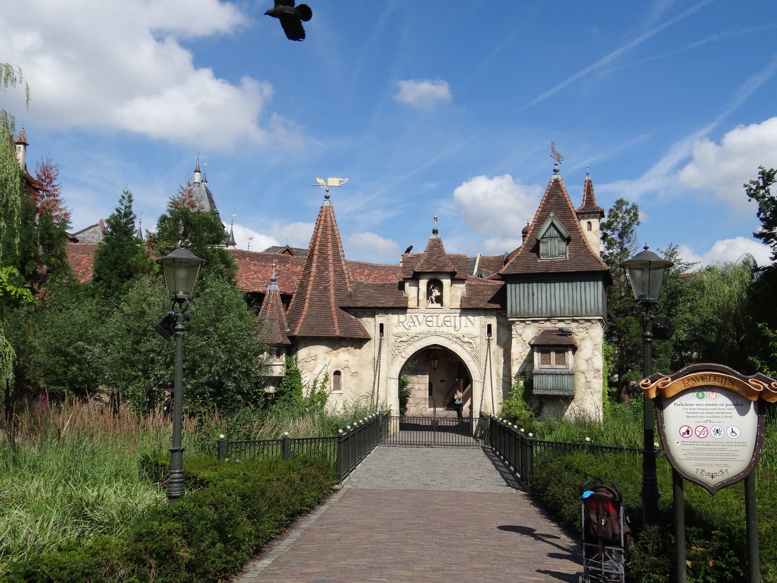 De poort naar Raveleijn