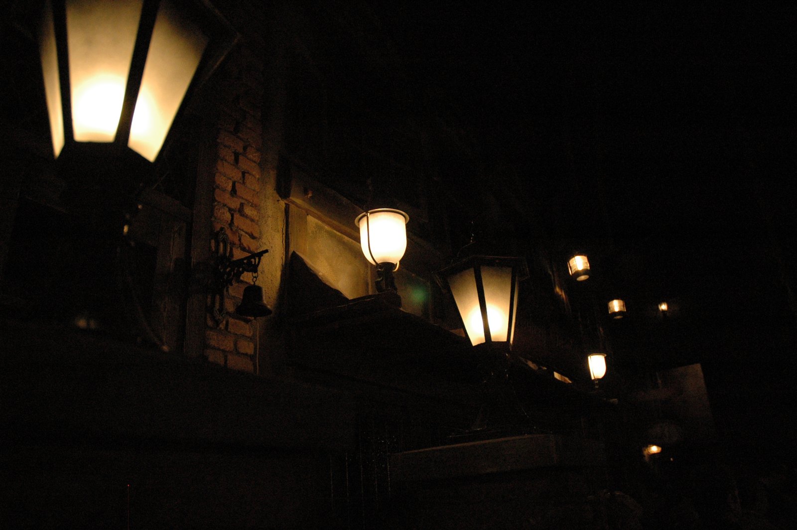 Lampen in de opstaphal