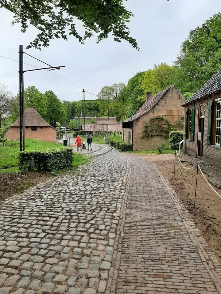 Foto uit Regenachtige dag in Arnhem