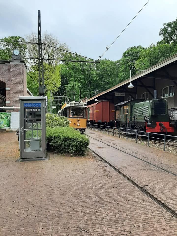De historische vierasser tram uit Rotterdam.