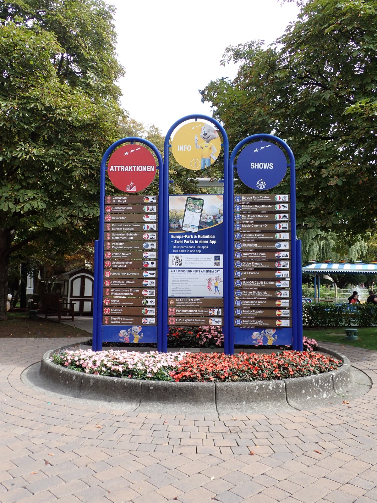 Een van de vele borden in het park, om je wegwijs te maken. Dat is soms nog best nodig, zo groot dat het is.