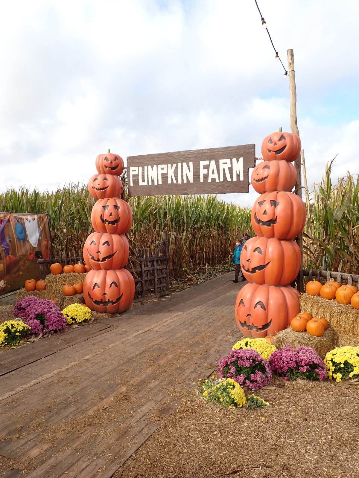 Nu van dichtbij, de Pumpkin Farm. Overdag een erg leuk gebied dat voornamelijk gericht is op kinderen.