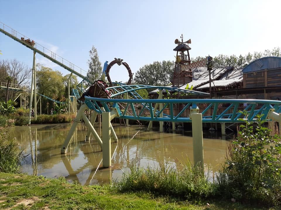 Achtbaan Tiki Waka