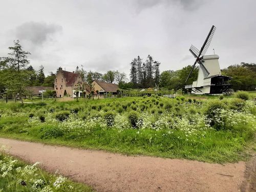 Foto uit Regenachtige dag in Arnhem