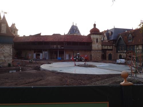Na een rondje Villa Volta even gekeken bij de voortgang van het vernieuwde Raveleijn en Ravenring.