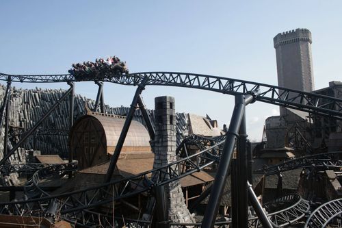 De achtbaan Taron