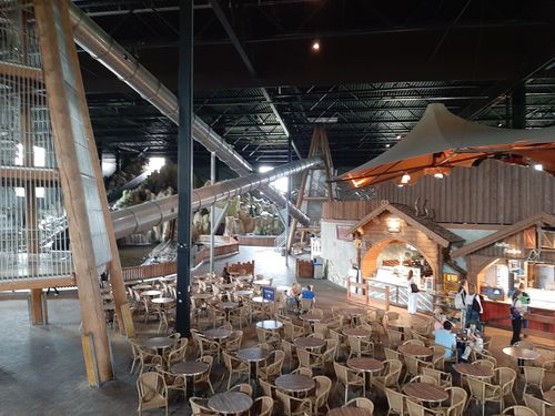 Themagebied Wunderwald. Wat een verschil met de 'nieuwere' themagebieden.
